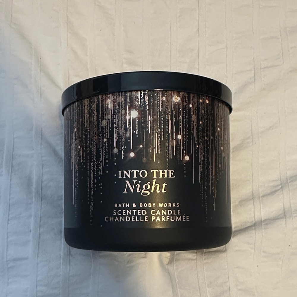 Bath & Body Works Into the Night Candle - Black and Gold